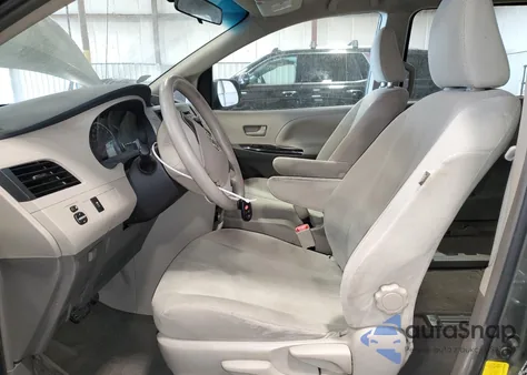 2013 Toyota Sienna из США, поврежденный, VIN 5TDZK3DC9DS322369